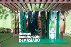 Stand-3